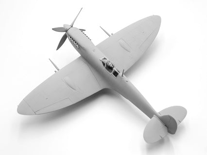 ICM 1/48 WWII RAF Airfield Kit DS4802