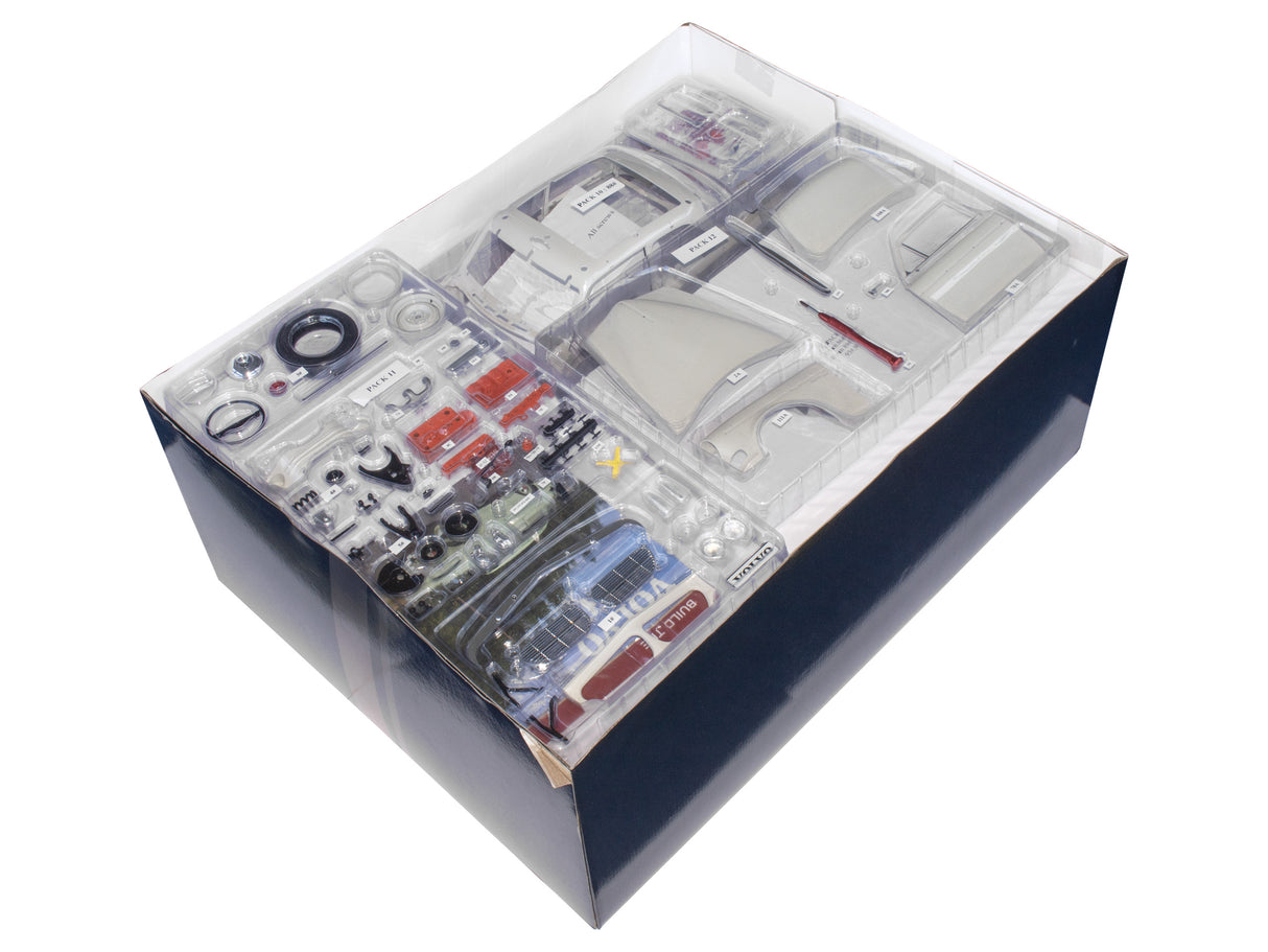IXO Volvo S122 Amazon 1/8 Full kits