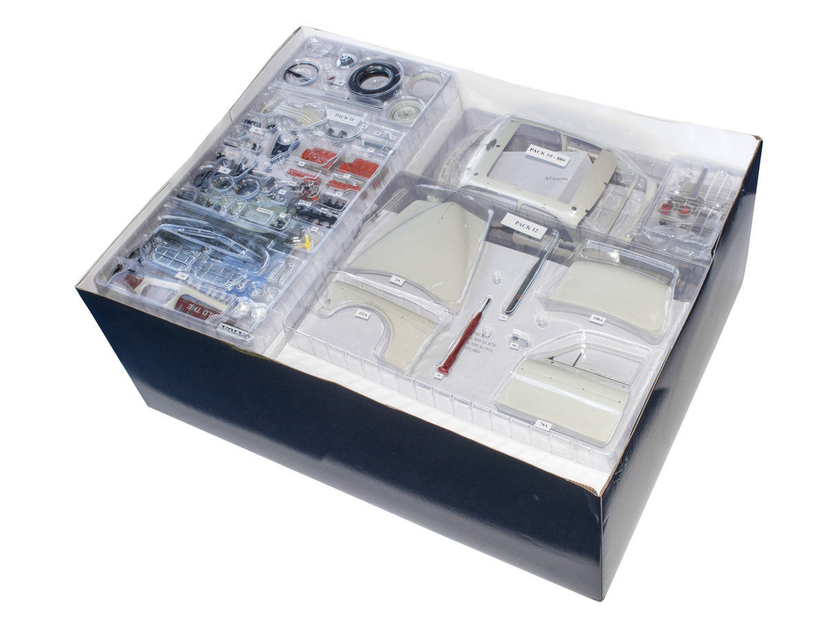 IXO Volvo S122 Amazon 1/8 Full kits