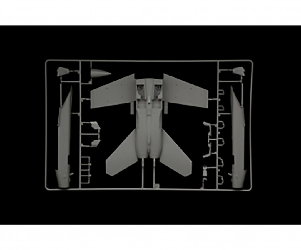 Italeri 1/72 F/A-18E  SUPER HORNET Top Gun 083