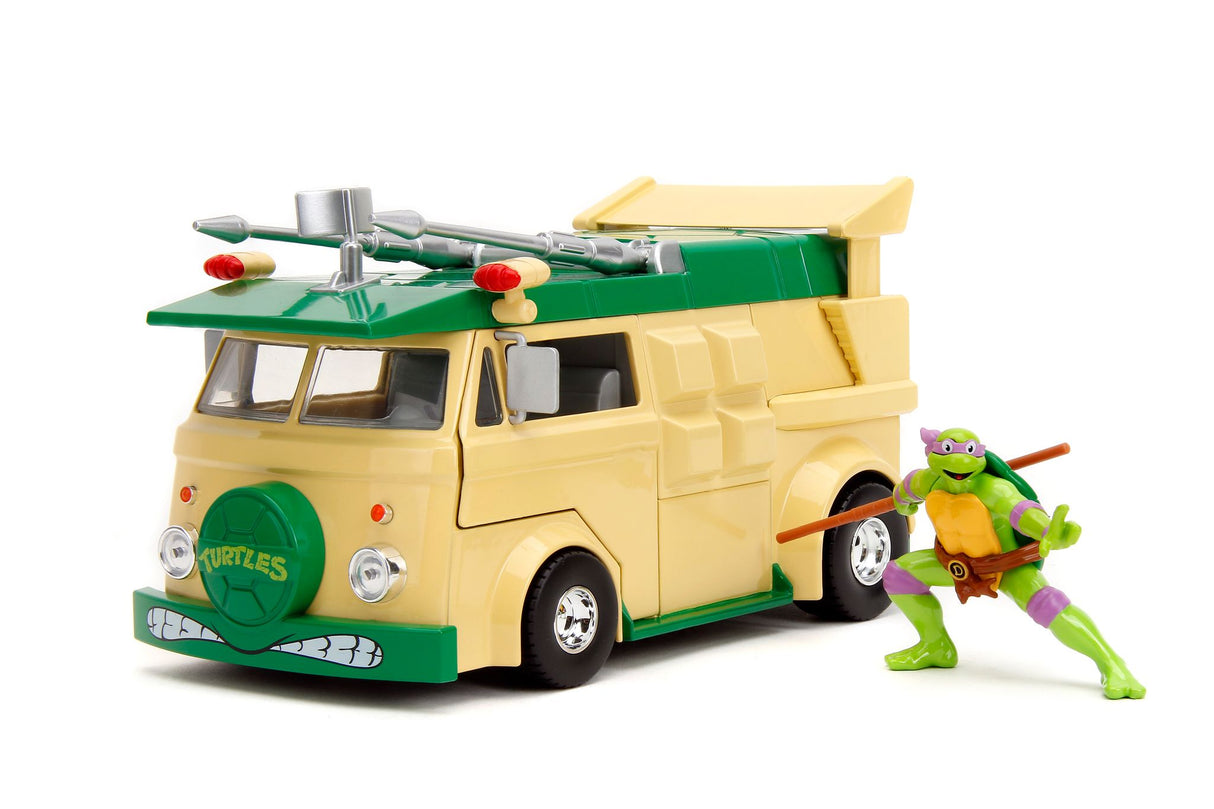 Jada Die Cast Collectables - 1:24 Teenage Mutant Ninja Turtles Party Bus with Donatello figure