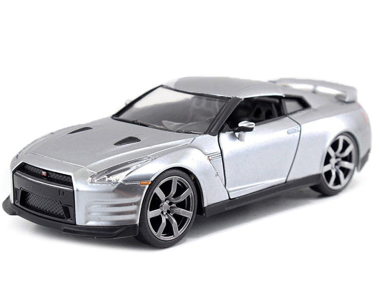 Jada Die Cast Collectables - 1:32 Fast and Furious 2009 Nissan GT-R35