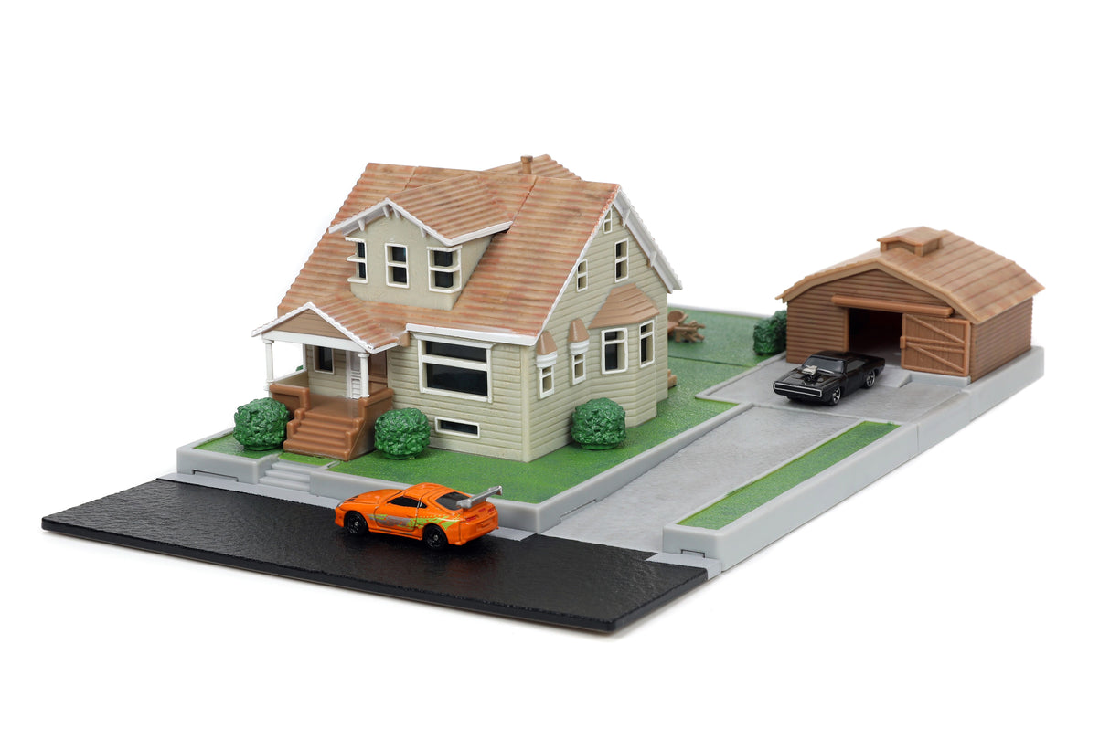 NANO Hollywood Rides Die Cast Collectables - NANO Hollywood Rides Doms House Diorama Set with 2 cars