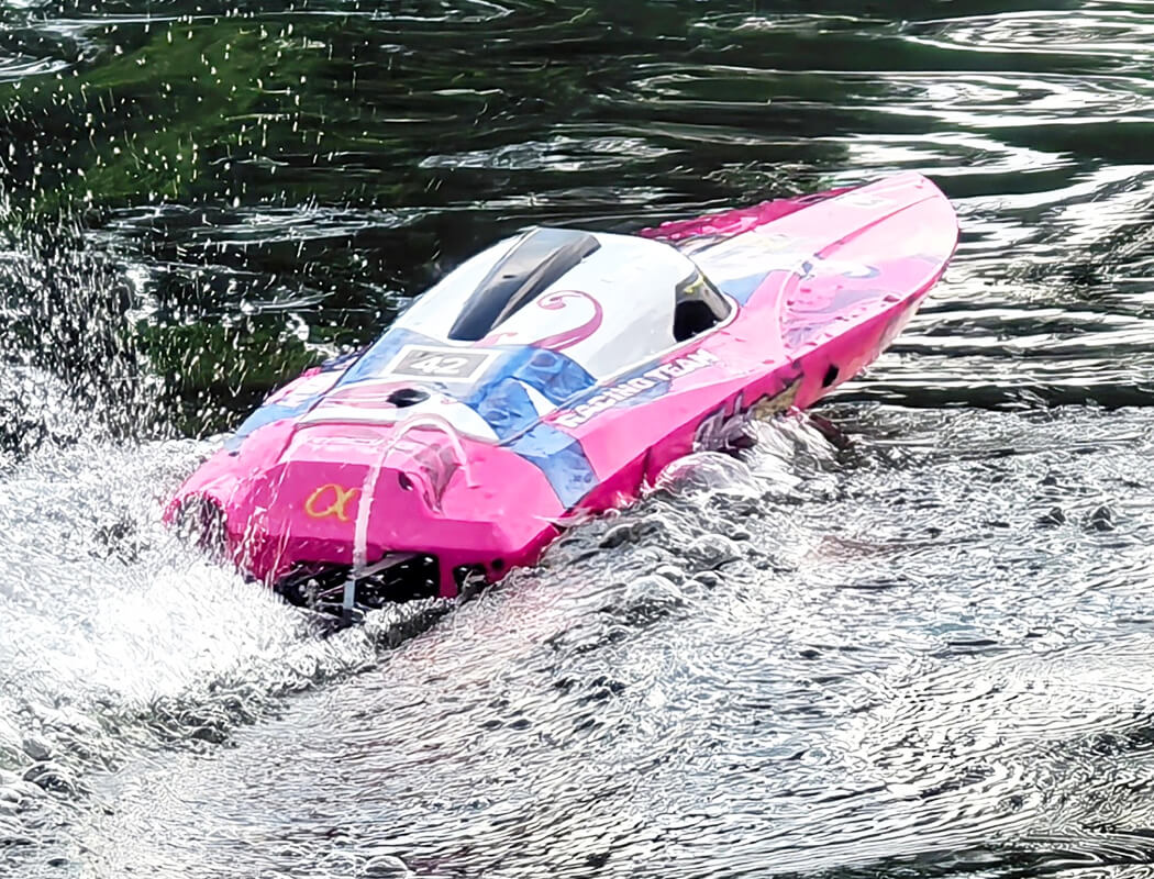 JOYSWAY ALPHA V2.0 BRUSHLESS ARTR RACING BOAT WITH OUT BATT/CHRGR