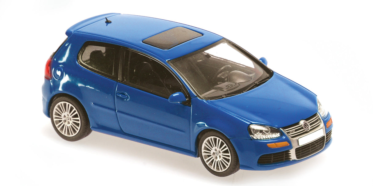 Maxichamps Die Cast Collectables - 1:43 2005 VW Golf V R32 Blue Met.