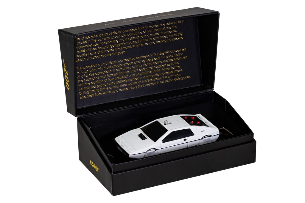 Corgi James Bond Lotus Esprit Submarine The Spy Who Loved Me 1:36 CC04514