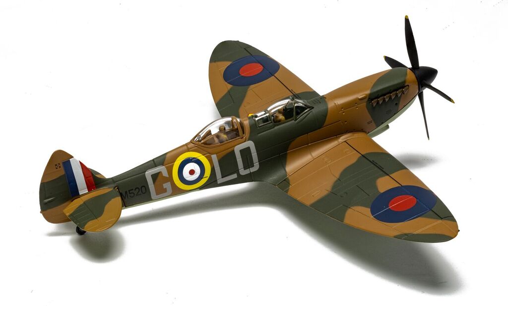 Corgi Supermarine Spitfire T9 SM520/ LO-G (G-ILDA) Presented as Spitfire Mk.I X4382 LO-G RAF No.602 Sqn Aircraft operated by Spitfires.com Goodwood Aerodrome 1:72 AA29203
