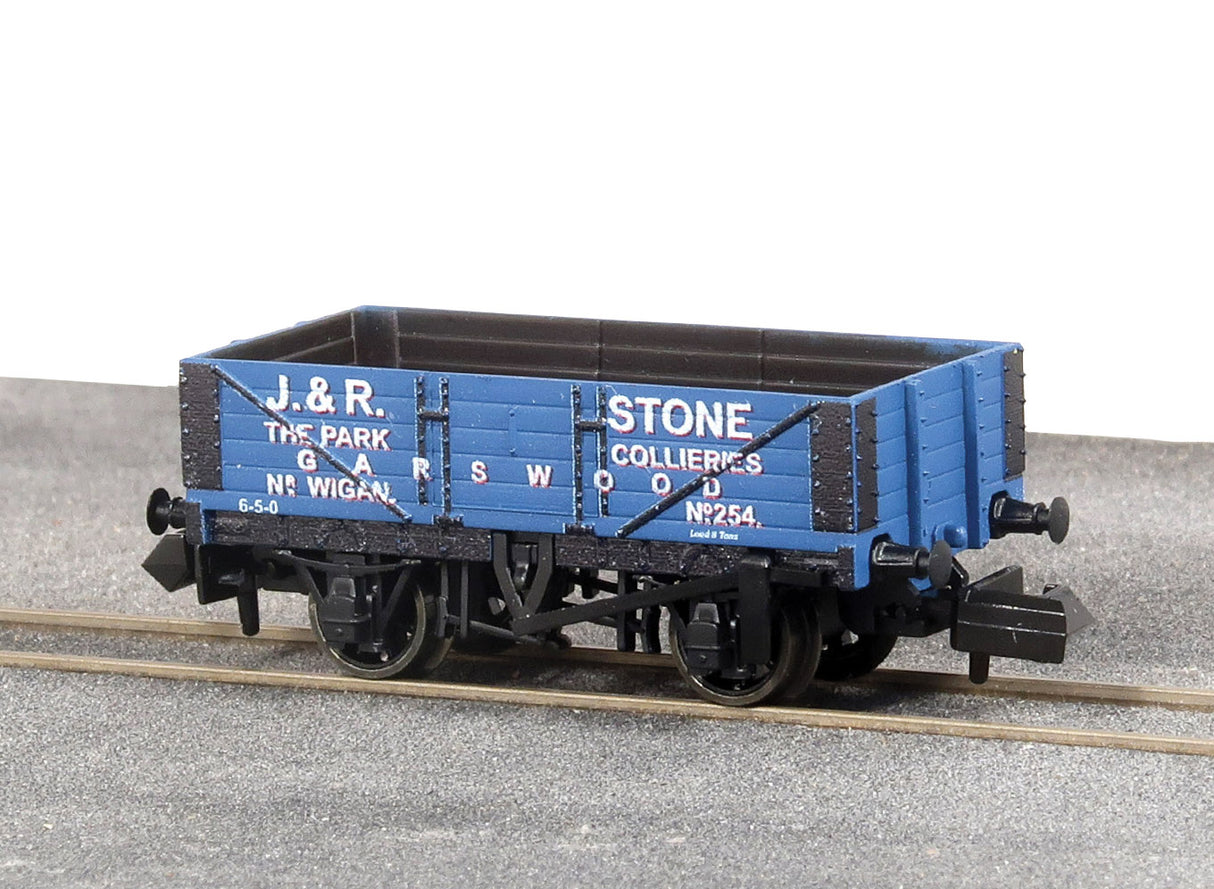9ft 5 plank open wagon Garswood