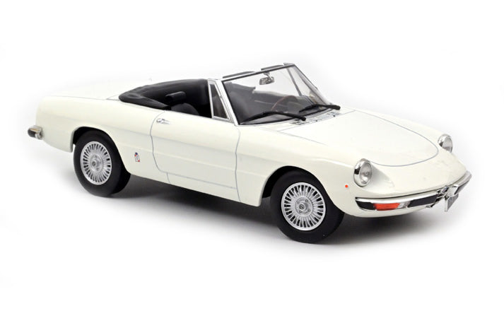 Norev Die Cast Collectables - 1:18 1978 Alfa Romeo 2000 Spider - White