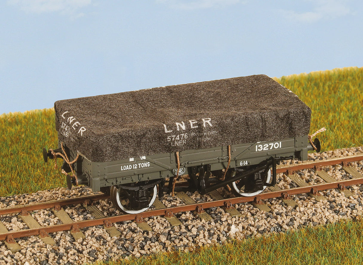 Wagon Tarpaulins LNER