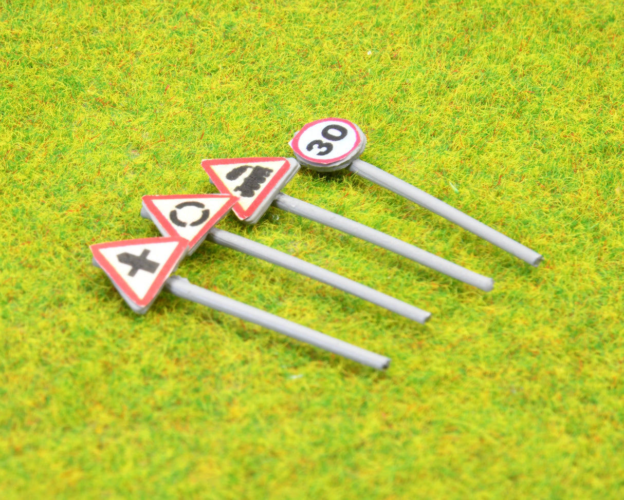 OO ROAD SIGNS PACK 1