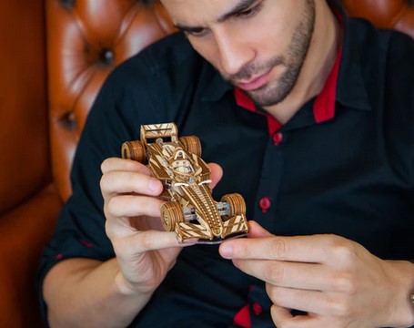 Viter Models Racer V3. Racing car model kit - 3D puzzle