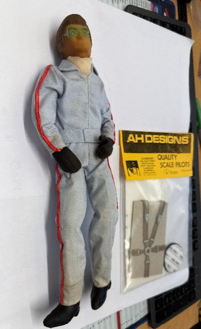 AH Designs 1/6 Full Length Glider Pilot - includes Harness