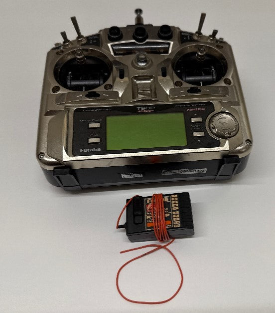 Futaba 35mhz T9CP Super Transmitter with R149DP PCM Receiver - SECOND HANDf