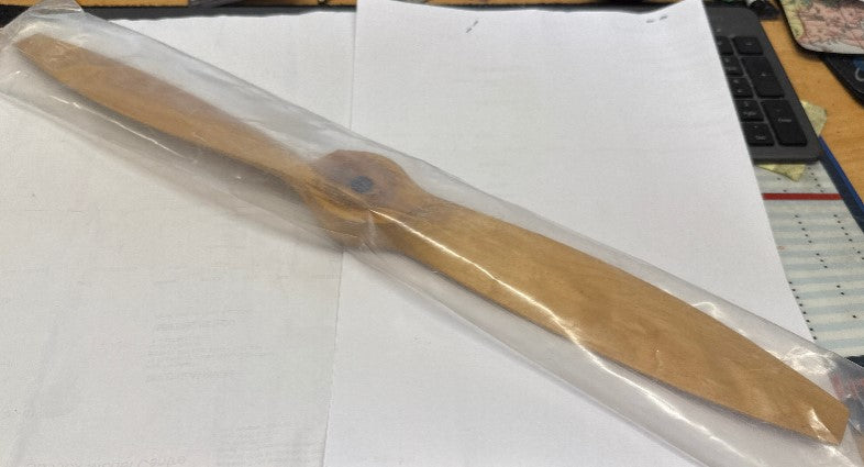 Zinger Wooden Prop 18 x 8 - SECOND HAND