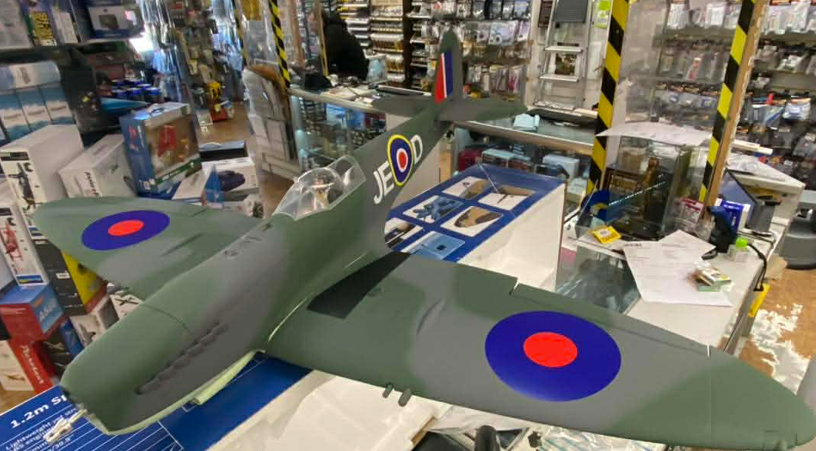 XFLY SUPERMARINE SPITFIRE MKIX GREEN 1200MM WITHOUT TX/RX/BATT - New Model - CUSTOM PAINT FINISH