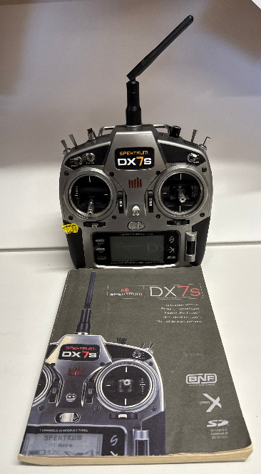 DX7S Transmitter with battery and charger - SECOND HAND