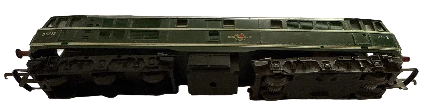 Hornby OO Gauge R357 Green Loco D5572 - SECOND HAND