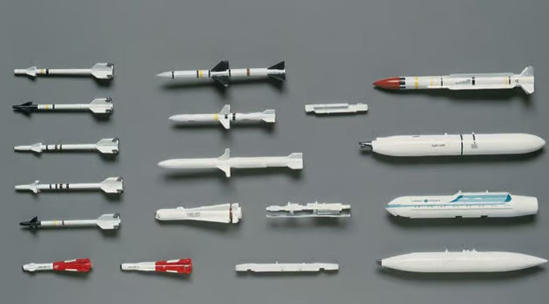 Hasegawa 1:48 Aircraft In Action Series - US Aircraft Weapons C HAX483