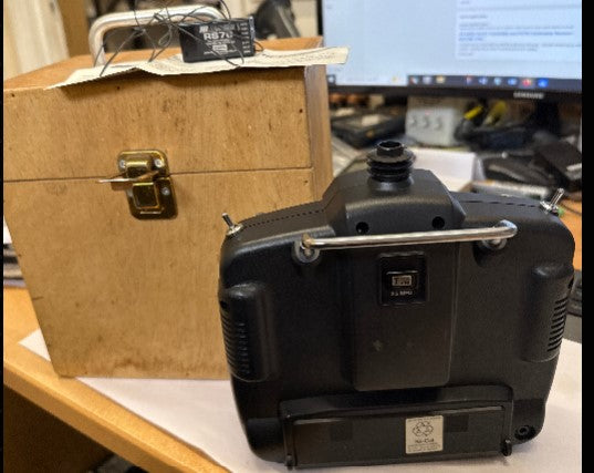 JR X2610 35mhz Transmitter and RS70S Synthesiser Receiver - SECOND HAND