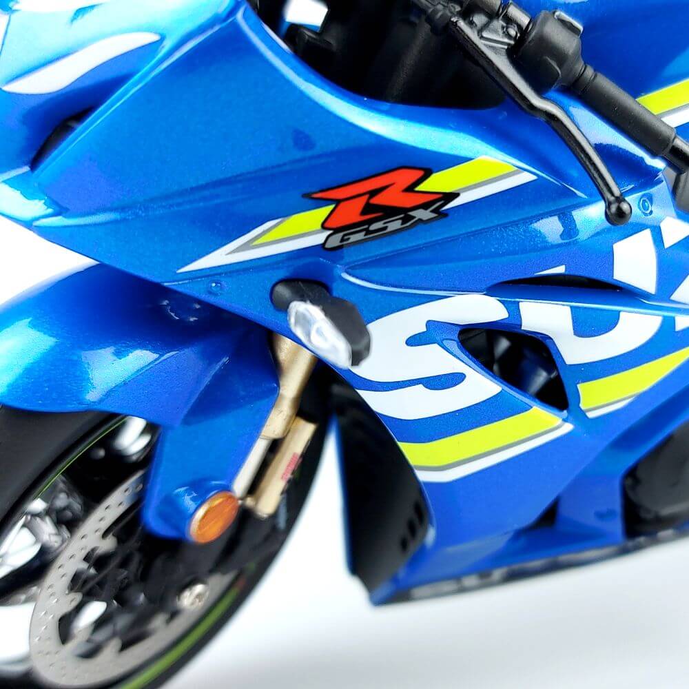 Suzuki GSX-R 1000 DIE-CAST Metal Model BIKE Blue 99000-79N12-R10