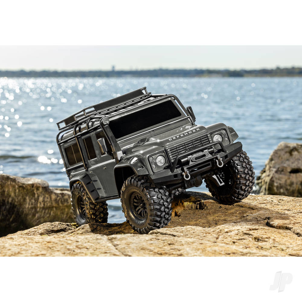 Traxxas TRX-4 Crawler Land Rover Defender 1.10 Siver  (+ TQi 4-ch-XL-5 HV-Titan 550- Clipless Body)