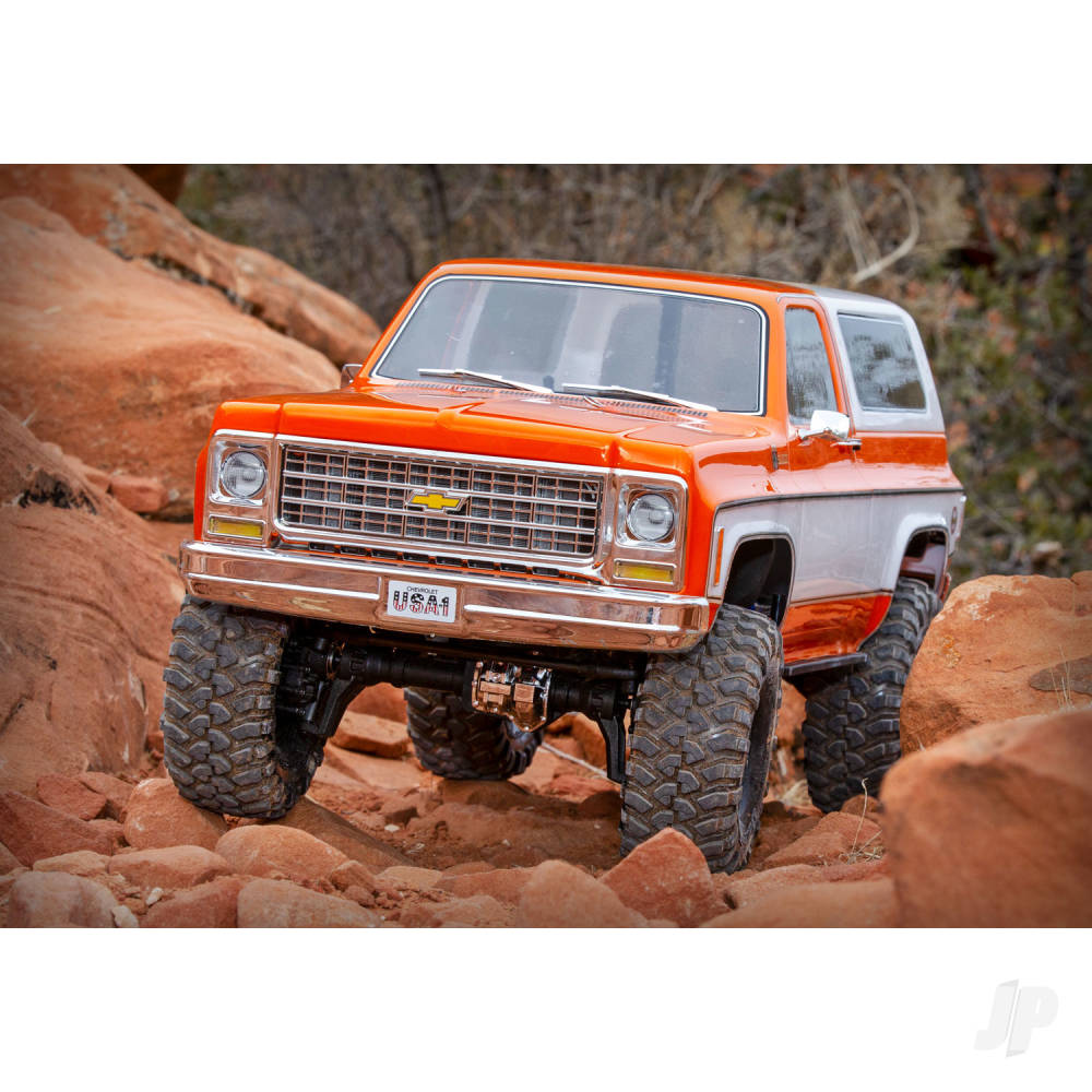 TRX-4 1979 Chevy Blazer 1:10 4X4 Electric All-Terrain Crawler Orange (+ TQ 2-ch XL-5 HV Titan 550 Clipless Body)