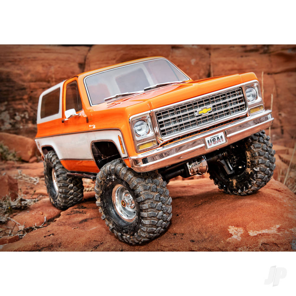TRX-4 1979 Chevy Blazer 1:10 4X4 Electric All-Terrain Crawler Orange (+ TQ 2-ch XL-5 HV Titan 550 Clipless Body)