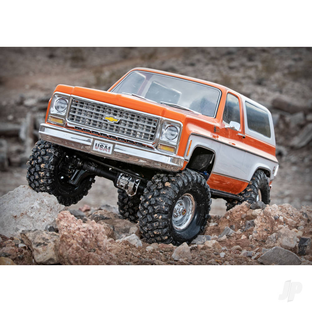 TRX-4 1979 Chevy Blazer 1:10 4X4 Electric All-Terrain Crawler Orange (+ TQ 2-ch XL-5 HV Titan 550 Clipless Body)