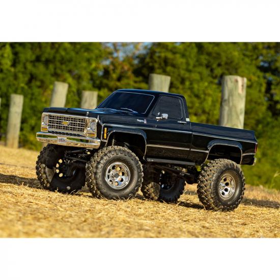 TRX-4 1979 Chevrolet K10 Truck 1:10 4WD Electric Trail Crawler Black (+ TQi 4-ch XL-5 HV Titan 550)