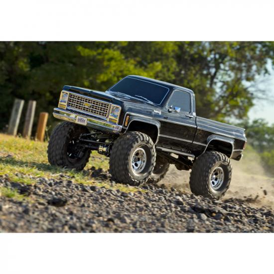 TRX-4 1979 Chevrolet K10 Truck 1:10 4WD Electric Trail Crawler Black (+ TQi 4-ch XL-5 HV Titan 550)