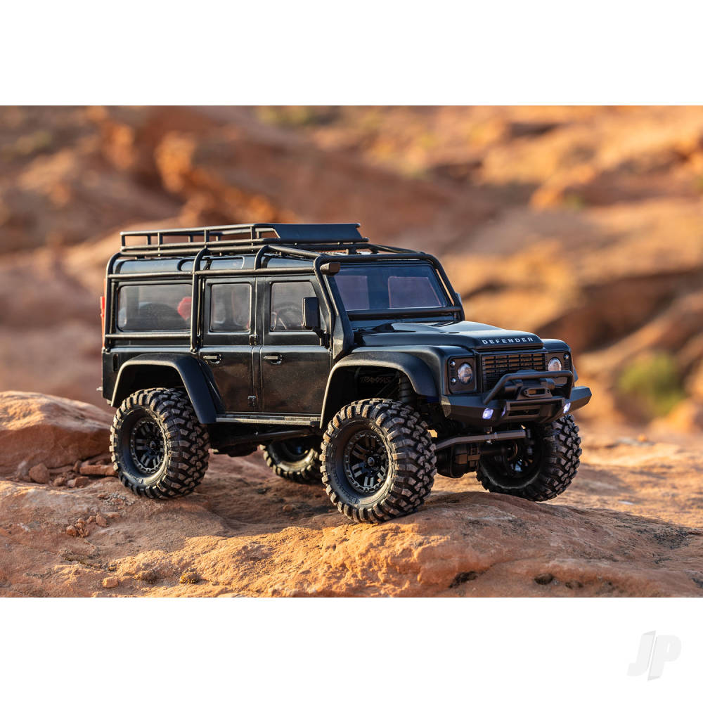 Traxxas TRX-4M Land Rover Defender 1:18 4WD Electric Trail Crawler - Black (+ TQ ECM-2.5 Titan 87T/ 750mAh LiPo USB Charger - Clipless Body)