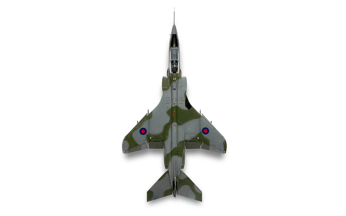 Airfix 1/48 Sepecat Jaguar GR.1/GR.1A kit A11010
