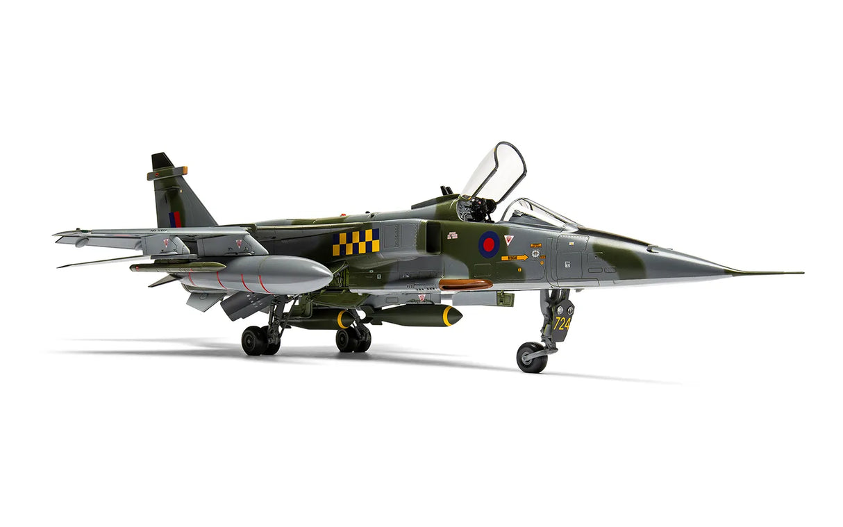 Airfix 1/48 Sepecat Jaguar GR.1/GR.1A kit A11010