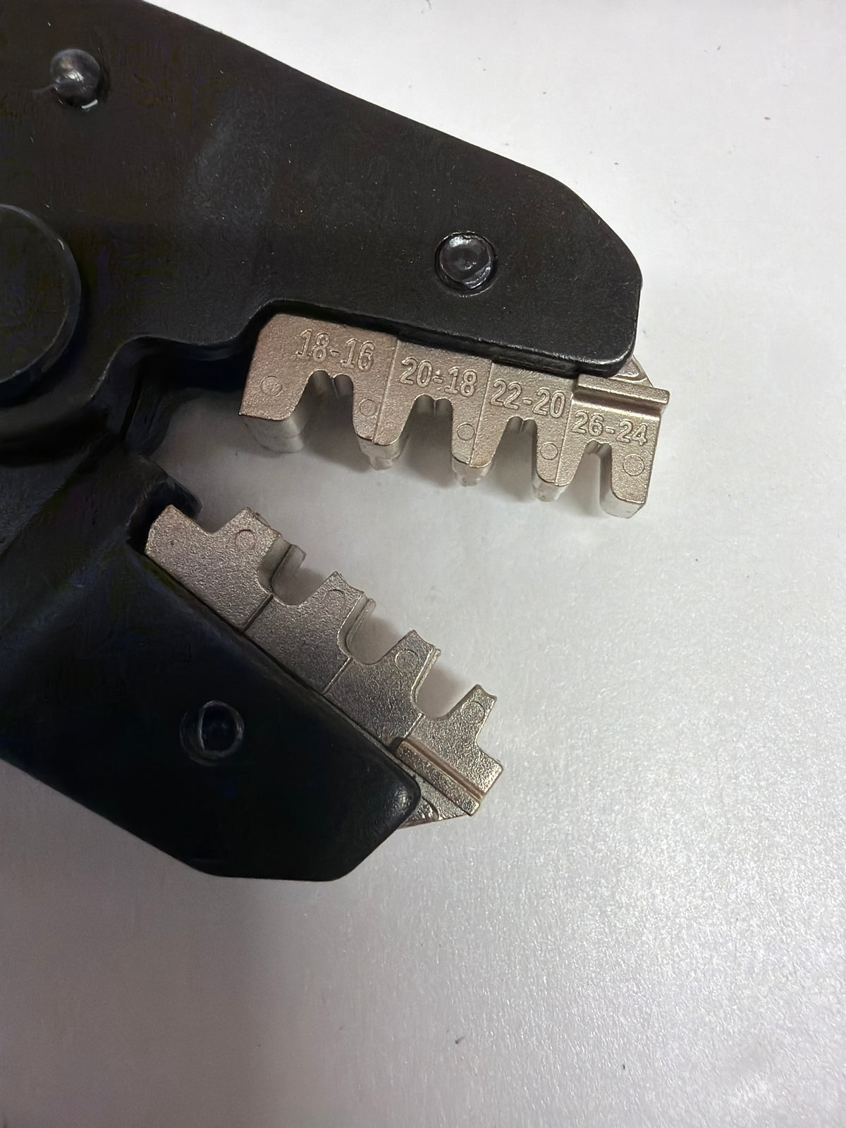 Extension Lead And Servo Plug Crimping Tool