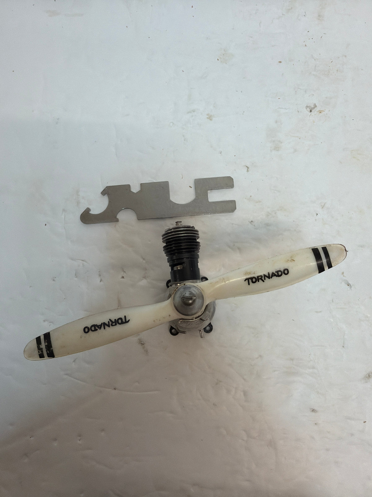 Cox Babe Bee .049 2 -Stroke Glow Engine R/C Aircraft Engine – Second hand (Box 163)