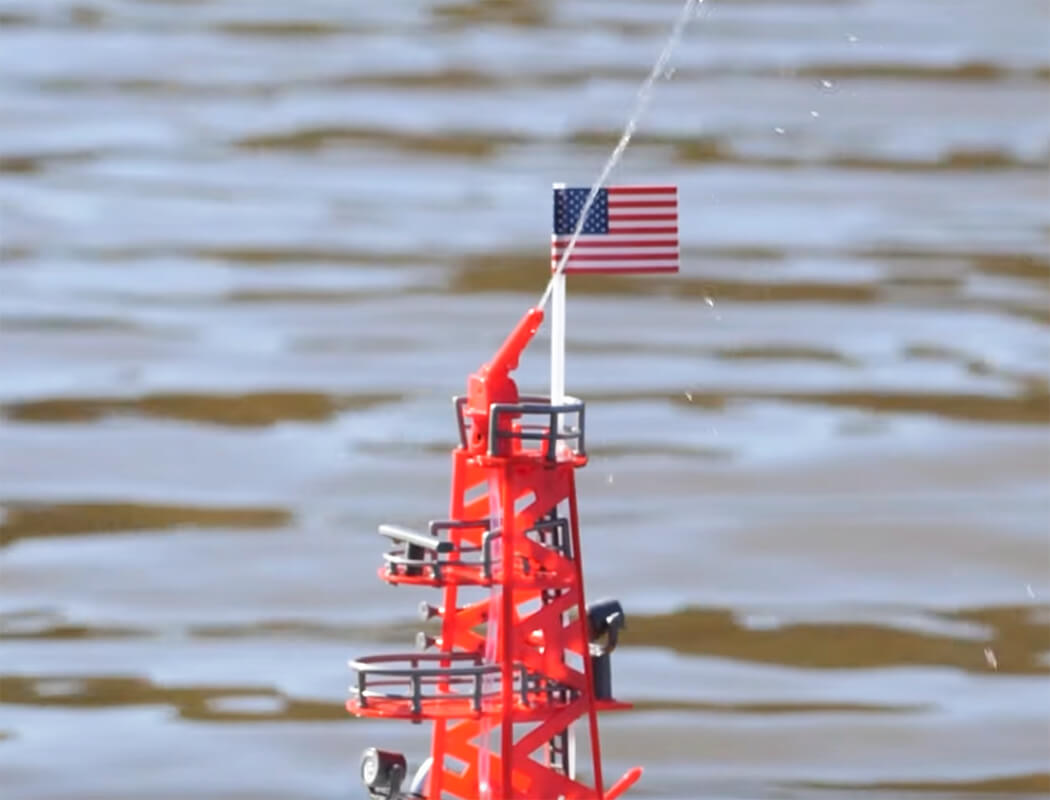 HENG LONG TUG WORK BOAT 5CH 2.4GHZ WITH WATER HOSE FUNCTION (HLG3810)