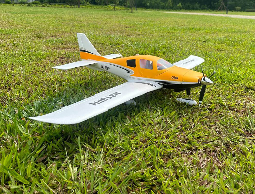 FOX HOBBY C400 INTERMEDIATE SPORTS 1100MM PNP WITH GYRO FLIGHT CONTROLLER