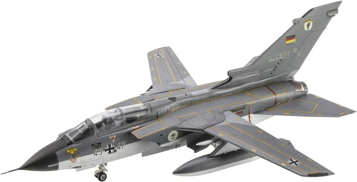 Hasegawa 1/72 Tornado IDS Marineflieger Kit HALE02433