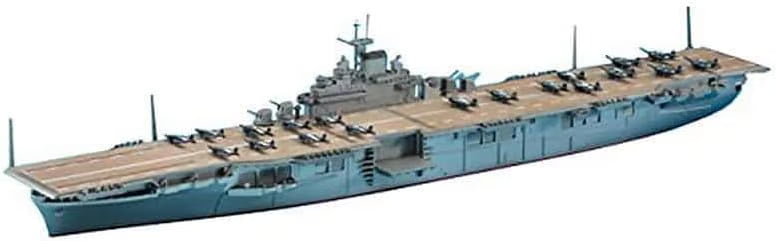 Hasegawa 1/700 U.S. Aircraft Carrier Essex Waterline Kit 707