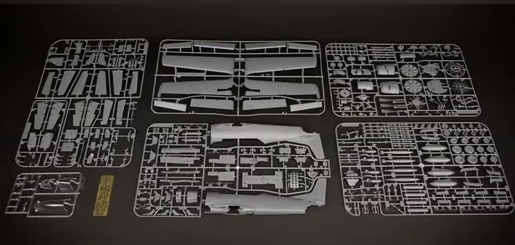 Kitty Hawk 1/32 T-28B/D Trojan Model Kit KH32014