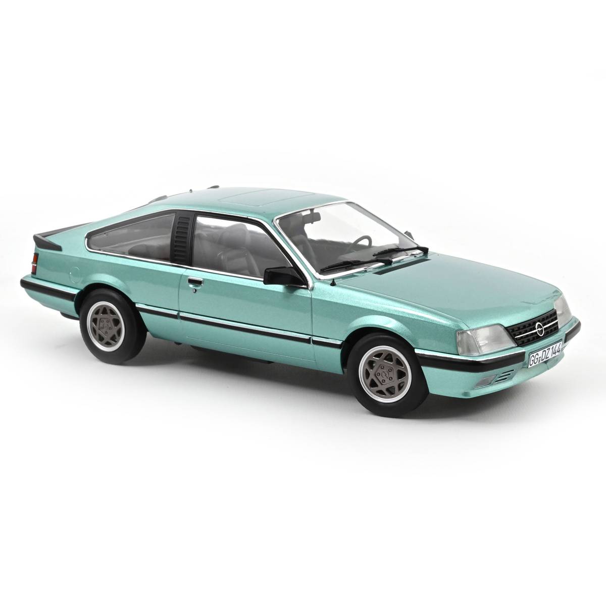 Norev Die Cast Collectables - 1:18 1983 Opel Monza 2.5 E - Beryll Green Metallic