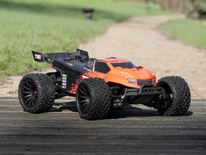 PD RACING TR10 4S Brushless Truggy 1:10