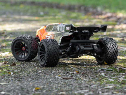 PD RACING TR10 4S Brushless Truggy 1:10