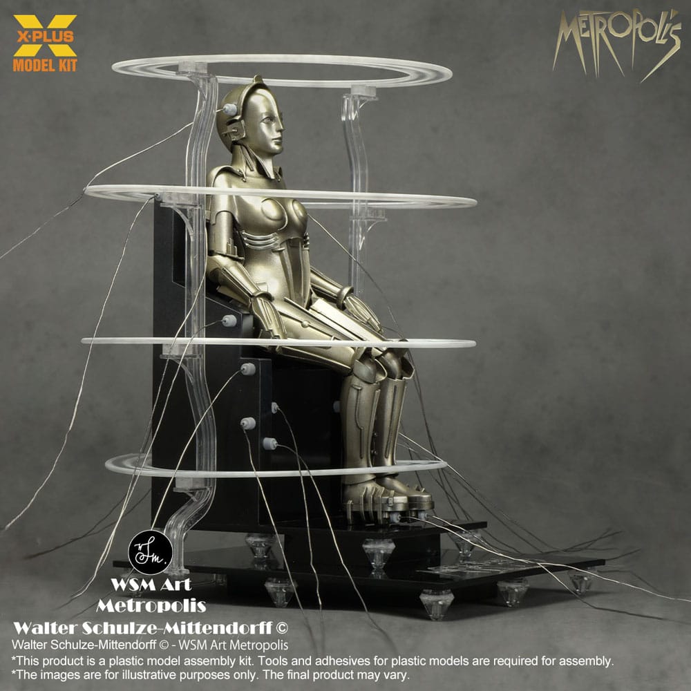 X-PLUS 1/8 Metropolis Maschinenmensch Seated Version Plastic Model Kit - 411-200366