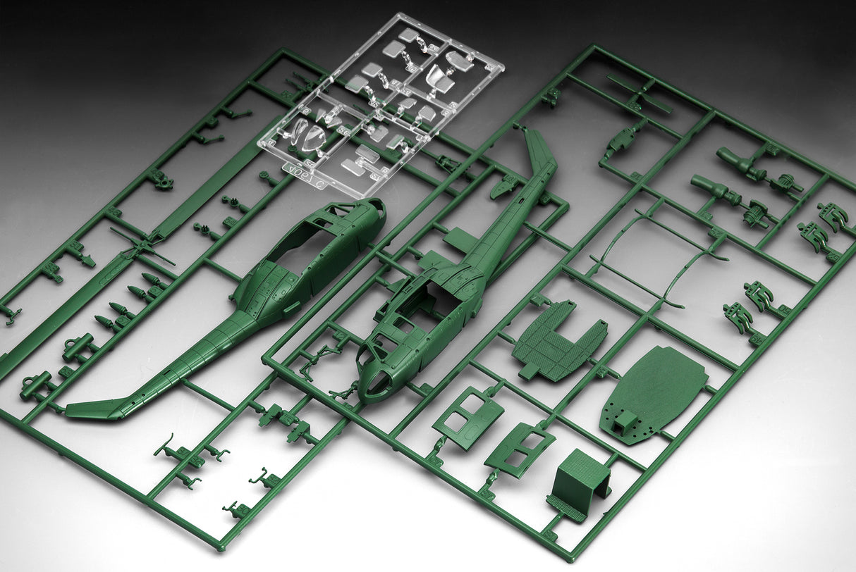 Plastic Helicopter Bell UH-1H Gunship