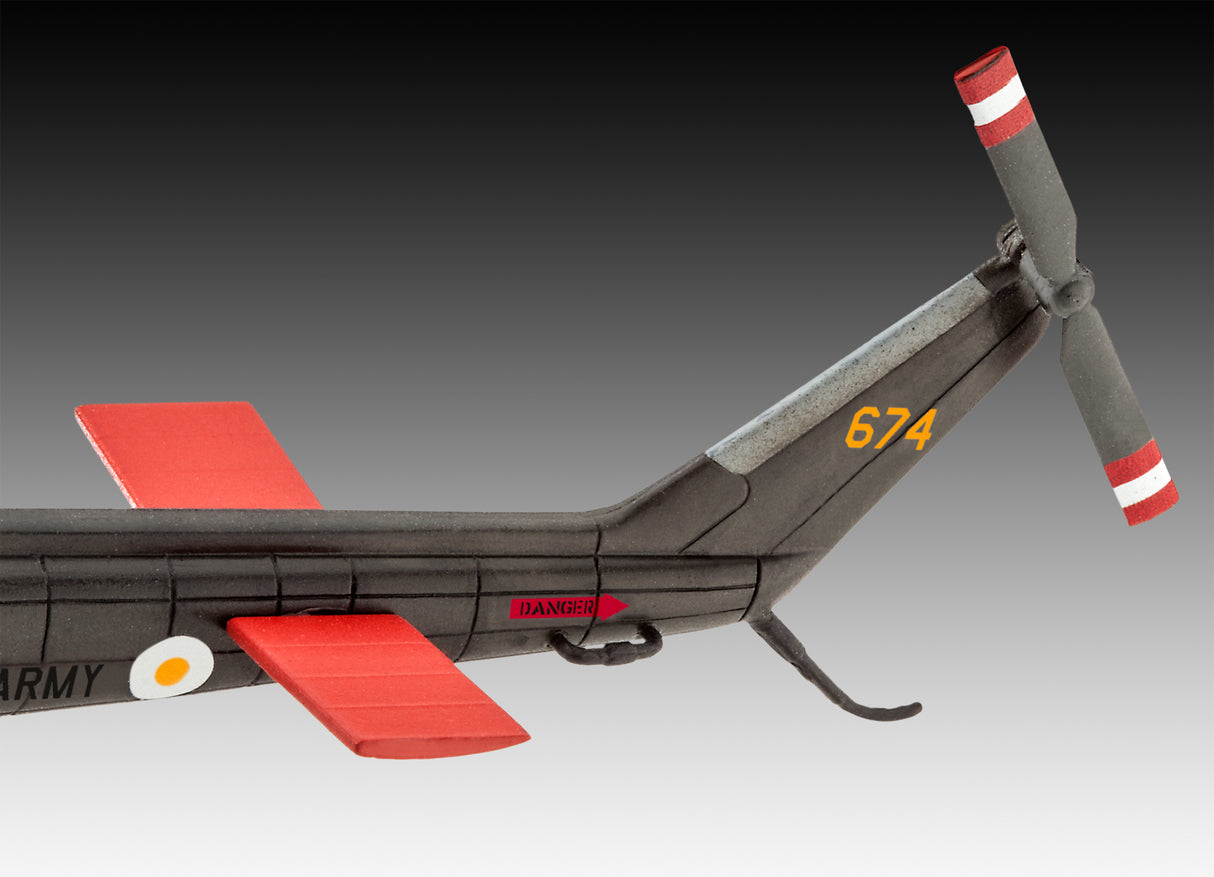 Plastic Helicopter Bell UH-1H Gunship