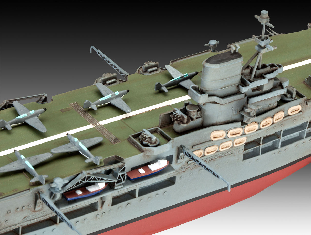 Revell 1/720 HMS Ark Royal & Tribal Class Destroyer 05149