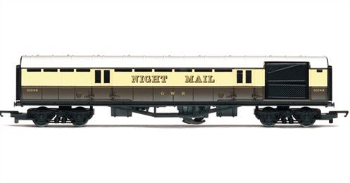 Hornby R4526 RailRoad Night Mail Operating Mail Coach 849