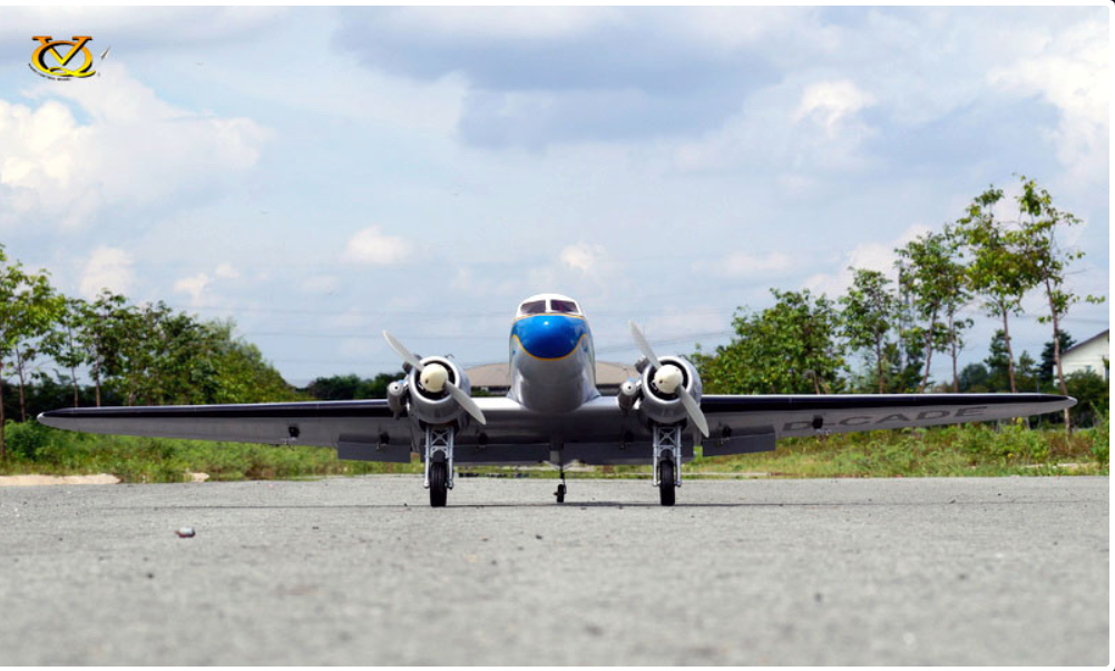 VQ Douglas DC-3 (Lufthansa) 70.8 Inch Wingspan (EP/GP) ARF